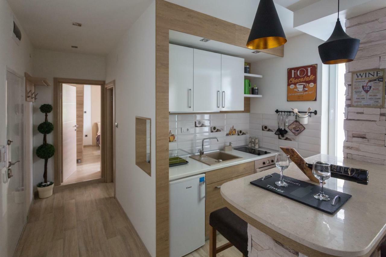 Cosmopolitan One Apartment Beograd Bagian luar foto