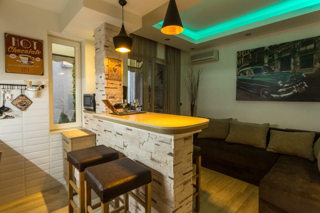 Cosmopolitan One Apartment Beograd Bagian luar foto