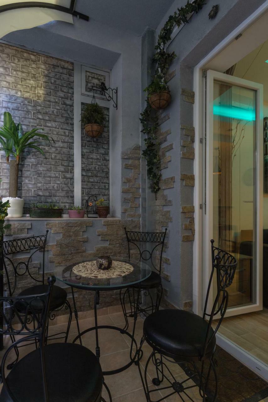 Cosmopolitan One Apartment Beograd Bagian luar foto