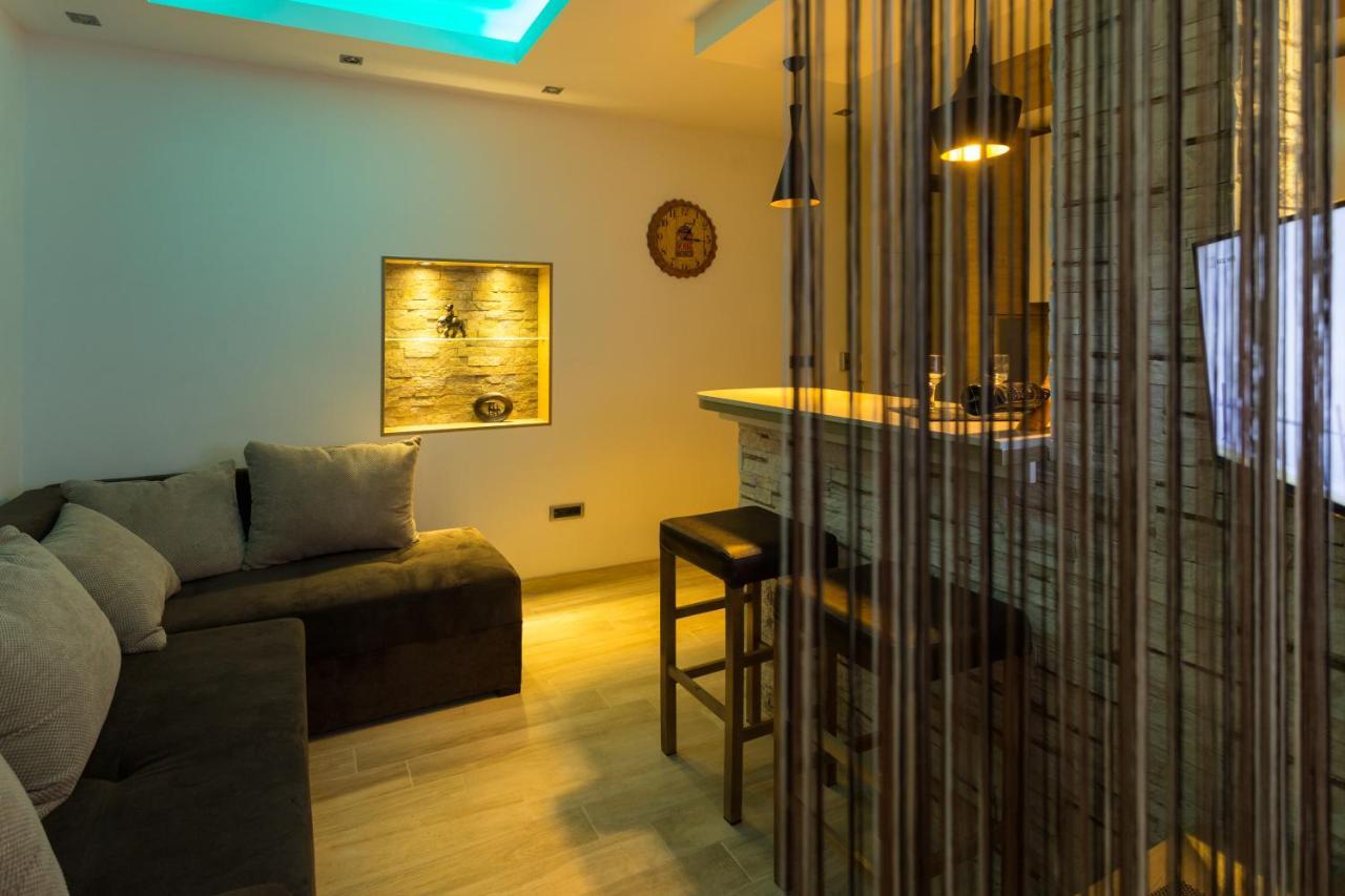 Cosmopolitan One Apartment Beograd Bagian luar foto